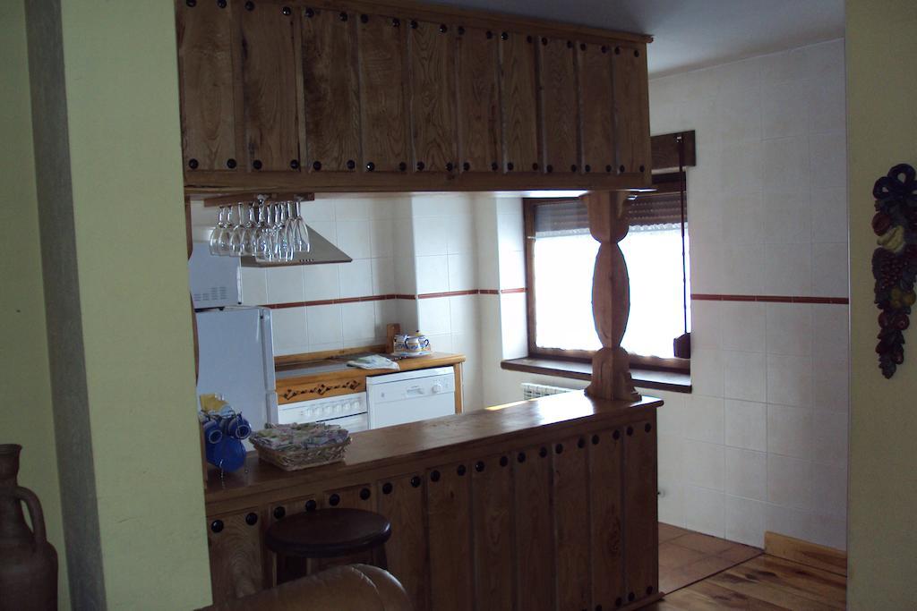 Gasthaus Artesano I Y III Navarredonda Exterior foto