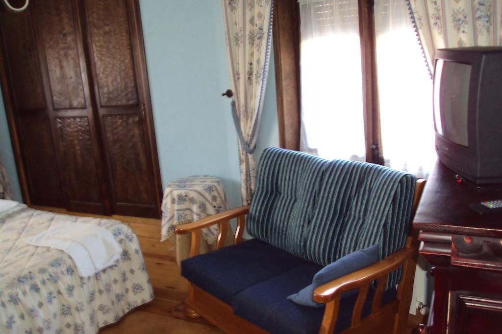 Gasthaus Artesano I Y III Navarredonda Zimmer foto